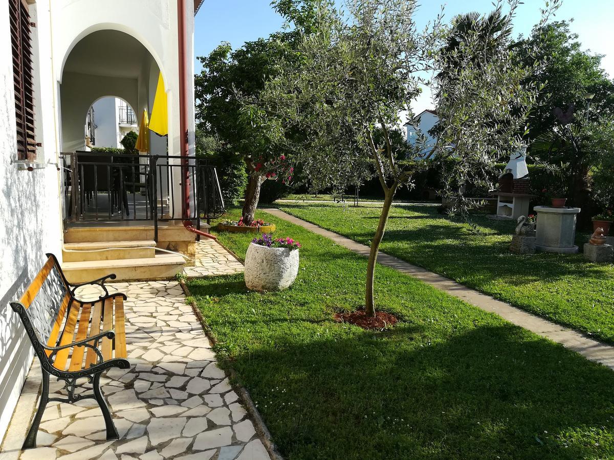 Villa Nina Porec Exterior photo